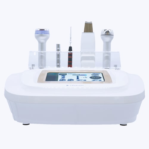 関西初導入DermInfuse|最新型の導入器